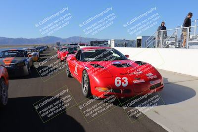 media/Nov-19-2022-Speed Ventures (Sat) [[eb5c8f9508]]/Around the Pits/Pre Grid Race Group/